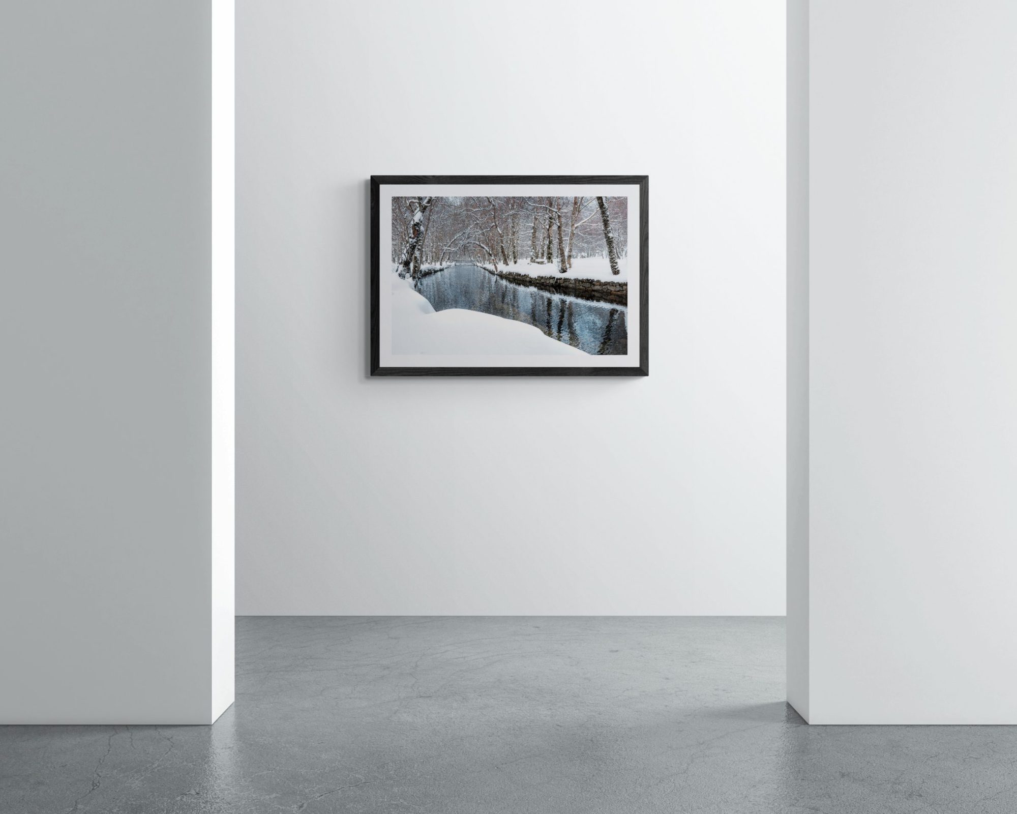 art-gallery-corridor-wall